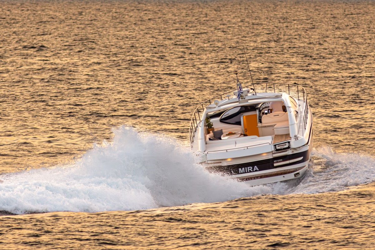Photo #18 - Pershing 52 (MIRA) in Athen - 22845