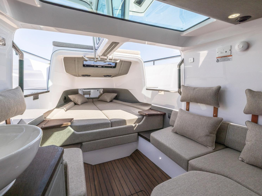 Photo #6 - Axopar 37 XC Cross Cabin (Axopar 37 XC Cross Cabin) in Drage - 23520