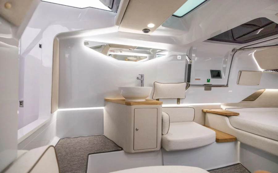 Axopar 37 XC Cross Cabin (Axopar 37 XC Cross Cabin)  - 7