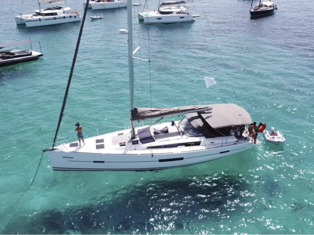 Dufour 500 Grand Large (Bayanbar) Main image - 0