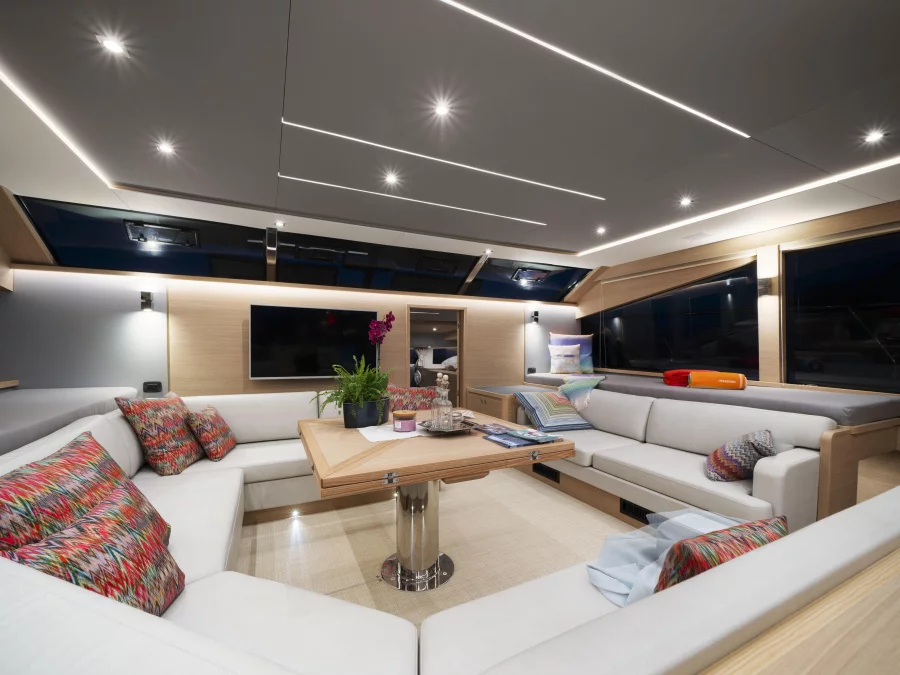 Aquila 54 Yacht (By My Side) Interior image - 16