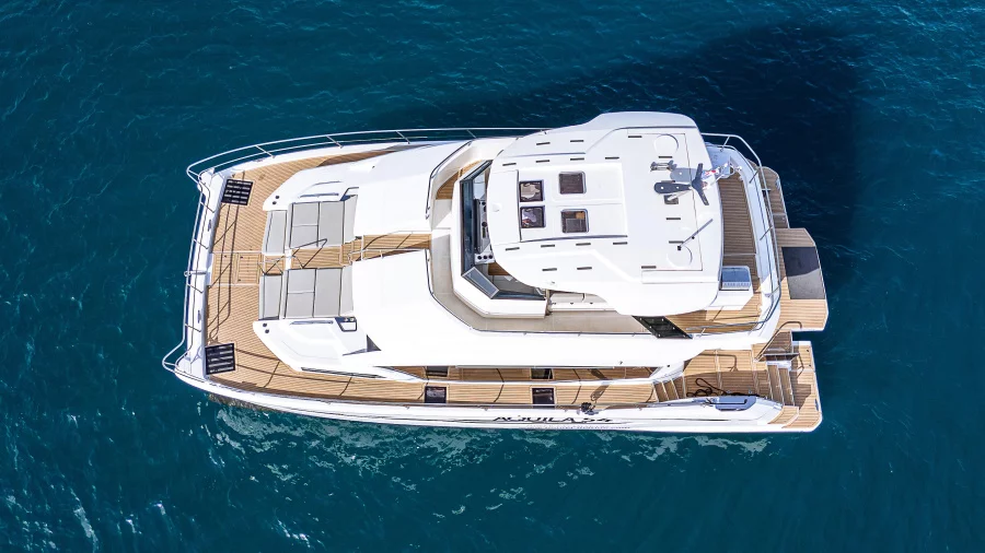 Aquila 54 Yacht (By My Side)  - 12