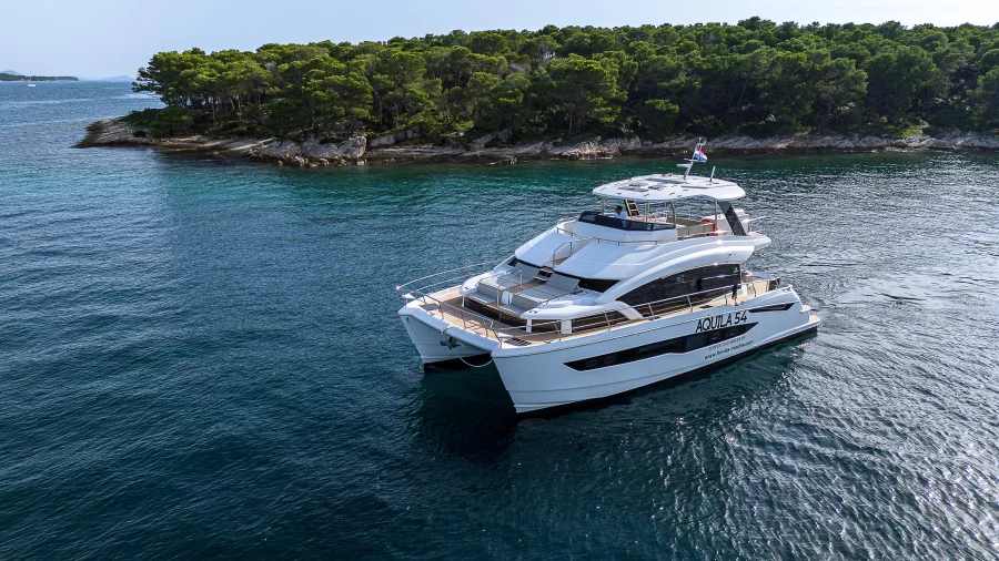 Aquila 54 Yacht (By My Side)  - 23