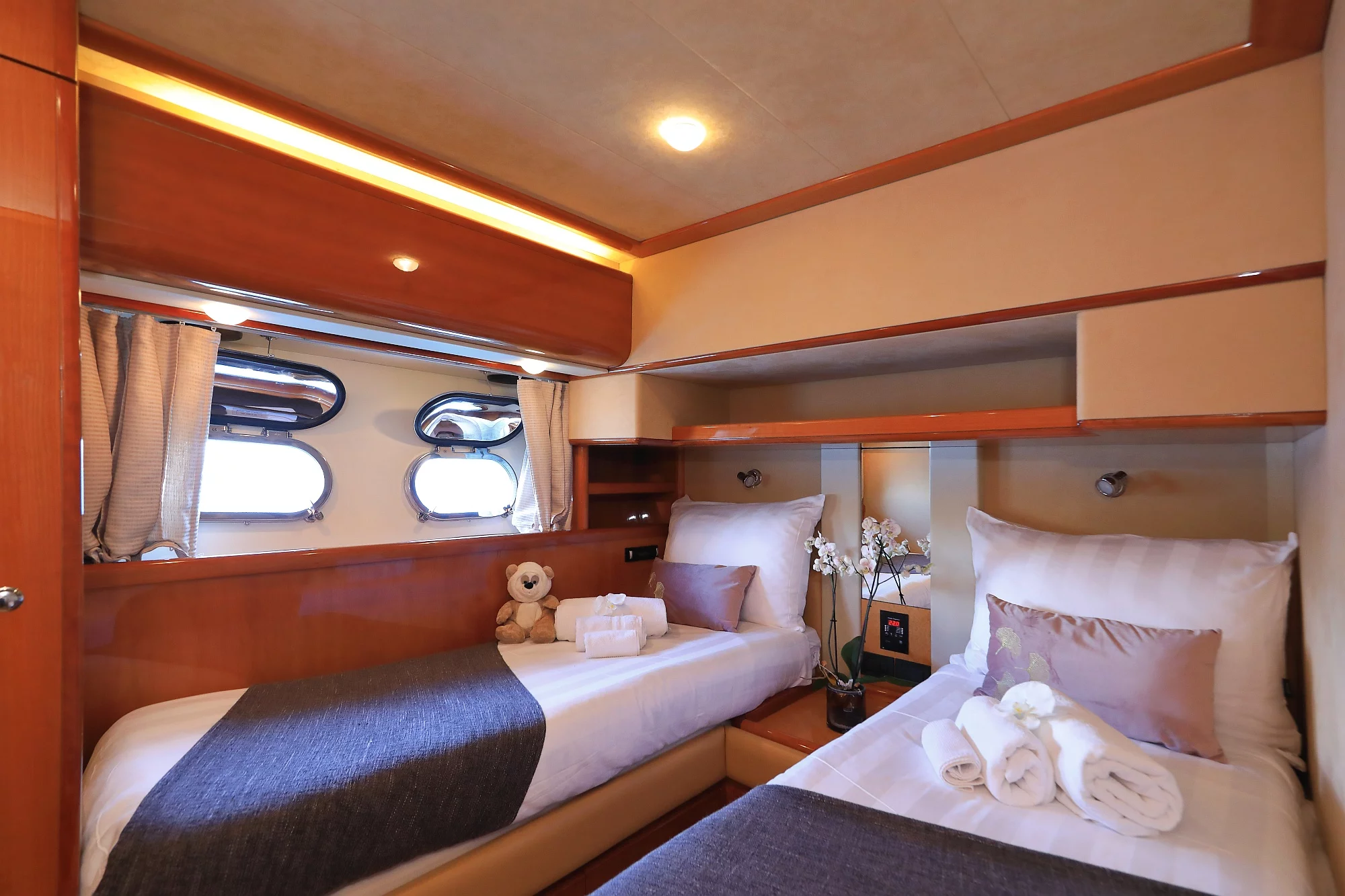 Ferretti 760 (Quo Vadis I)  - 4