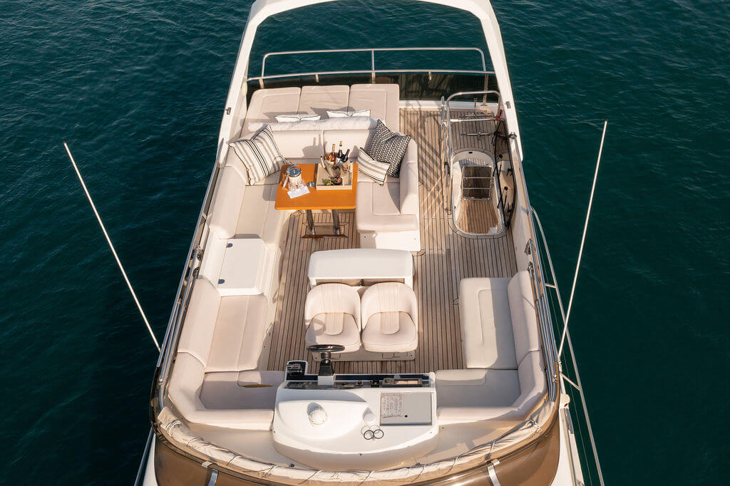 Photo #3 - Princess 62 Fly (DIAL II) in Mykonos - 61672