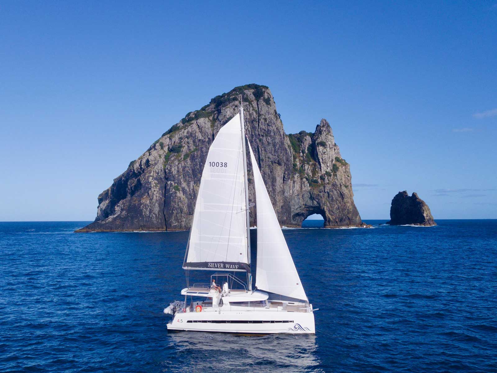 Photo #3 - Bali 4.5 (Serenity) in Paihia - 23529