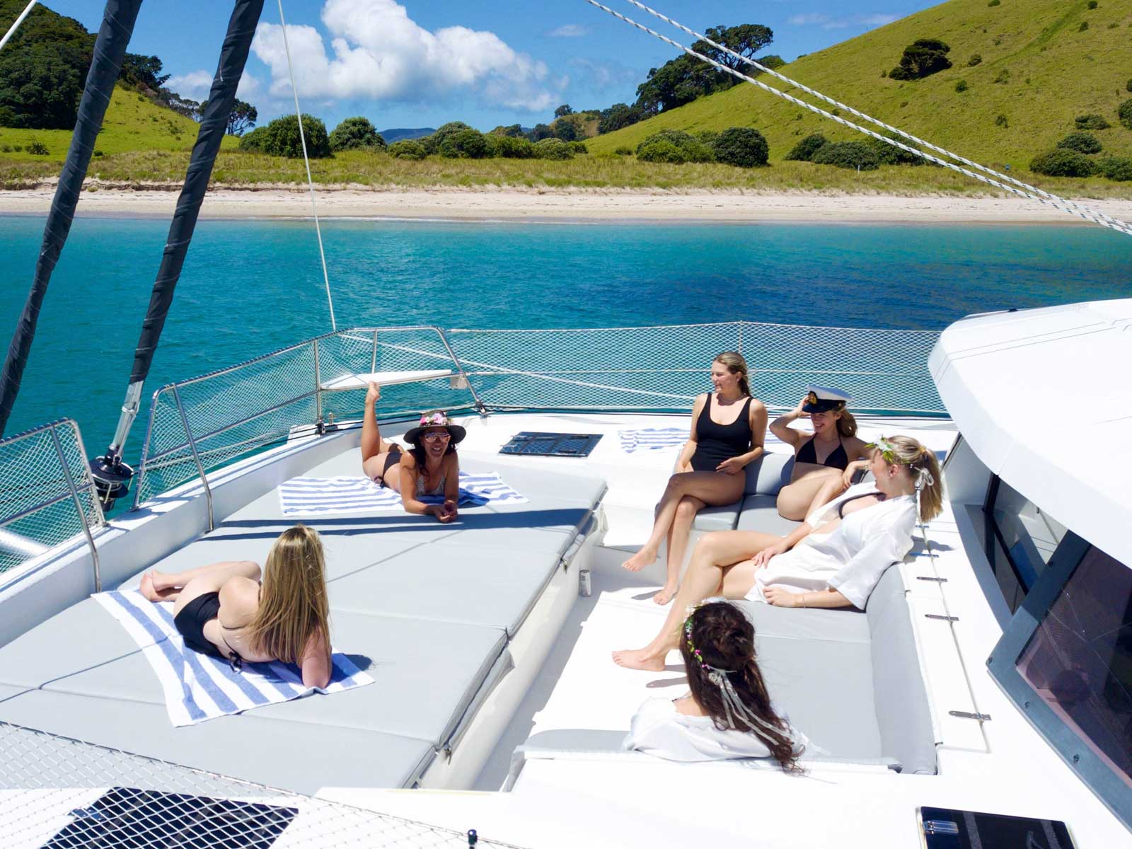 Photo #9 - Bali 4.5 (Serenity) in Paihia - 23529