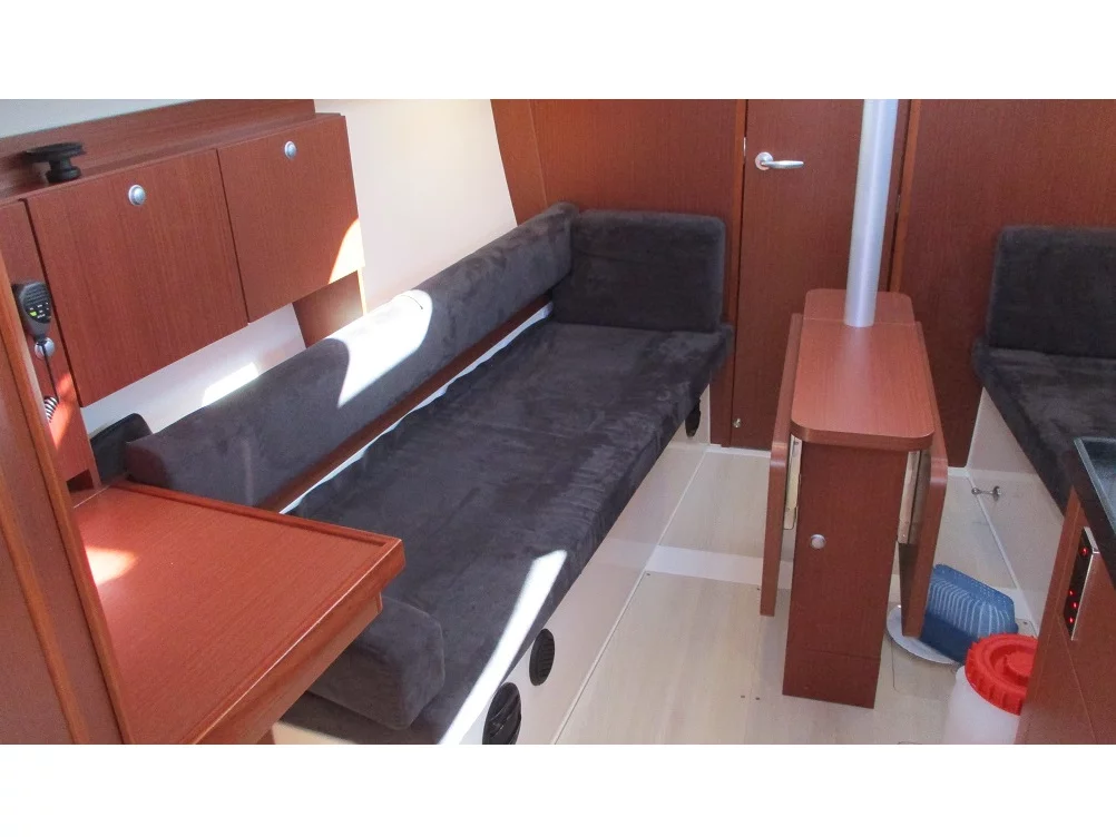 Hanse 315 (Ina6) Interior image - 1