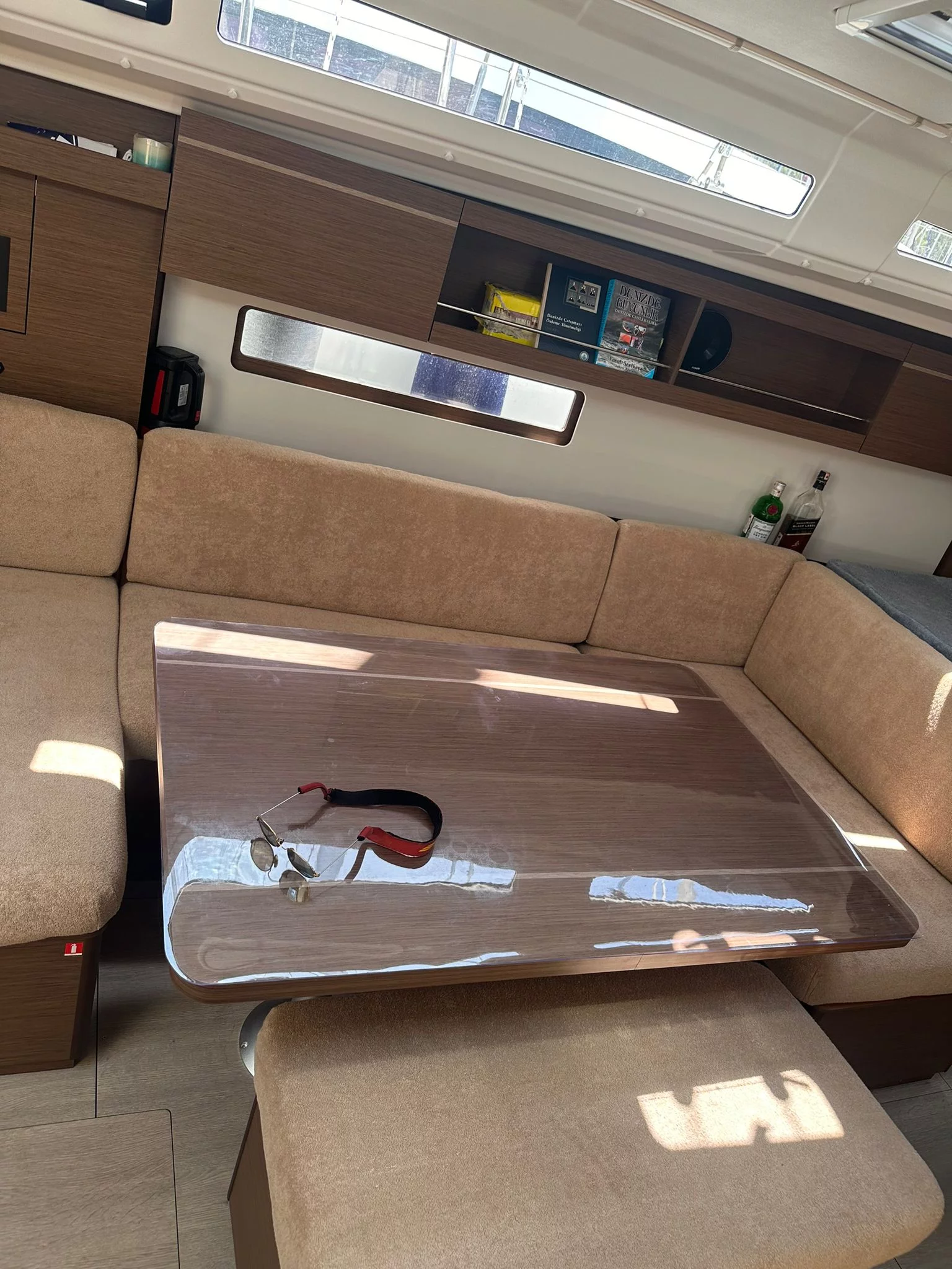 Oceanis 40.1 (Noi)  - 13