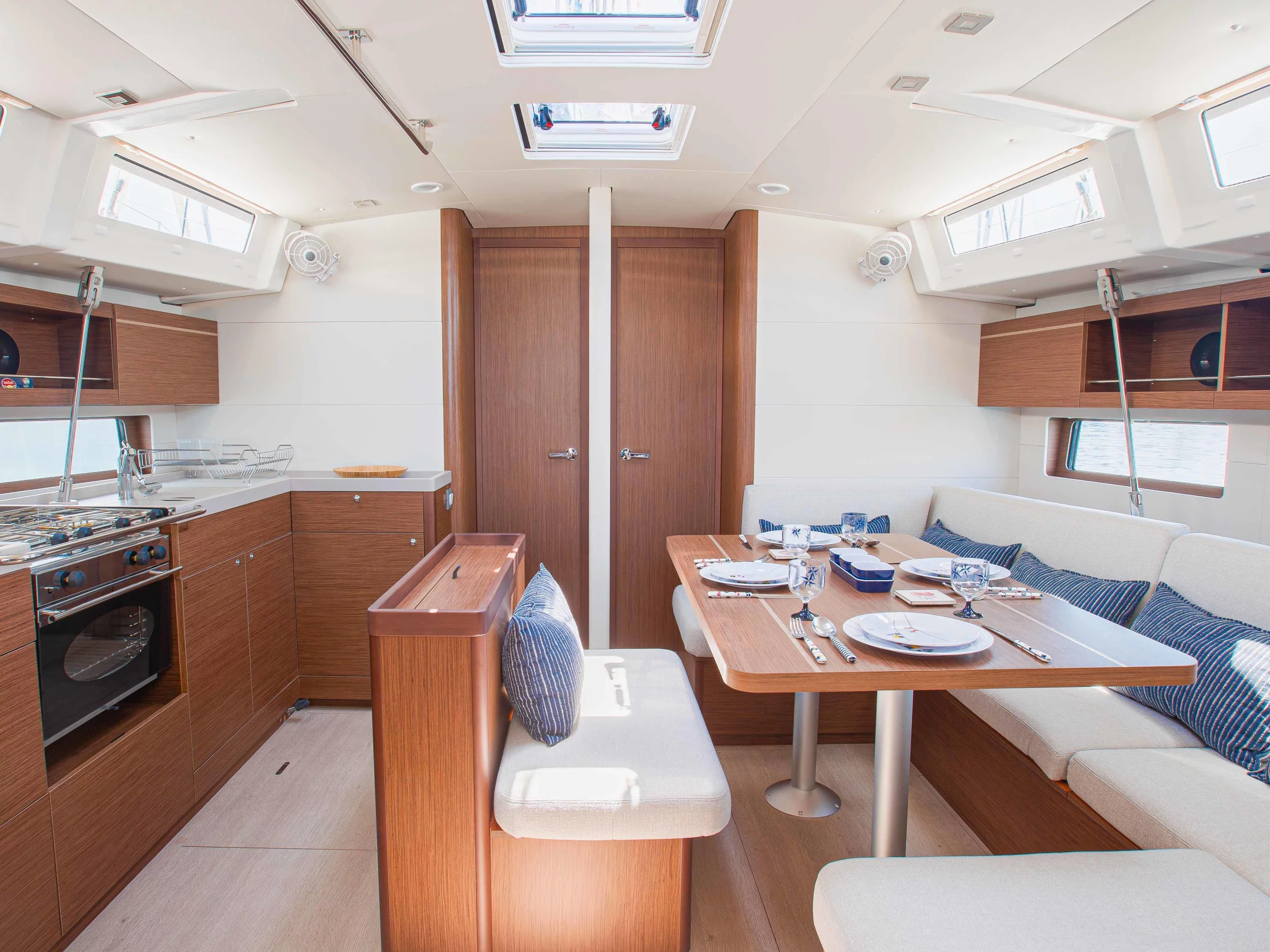Oceanis 46.1 (Pamina) Interior image - 6