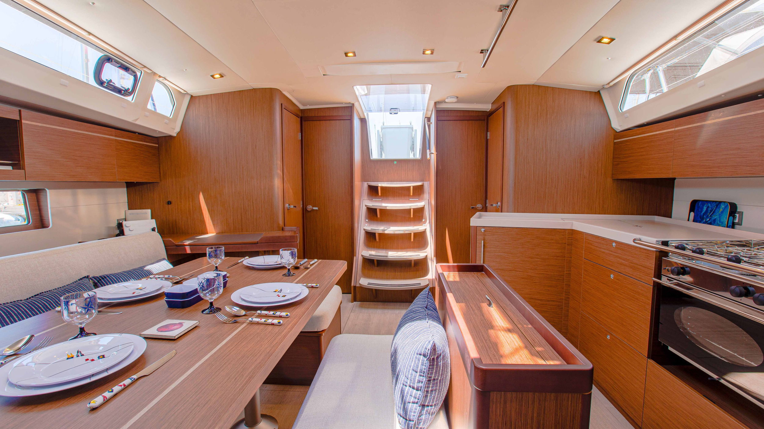 Photo #14 - Oceanis 46.1 (Pamina) in Turgutreis - 17001