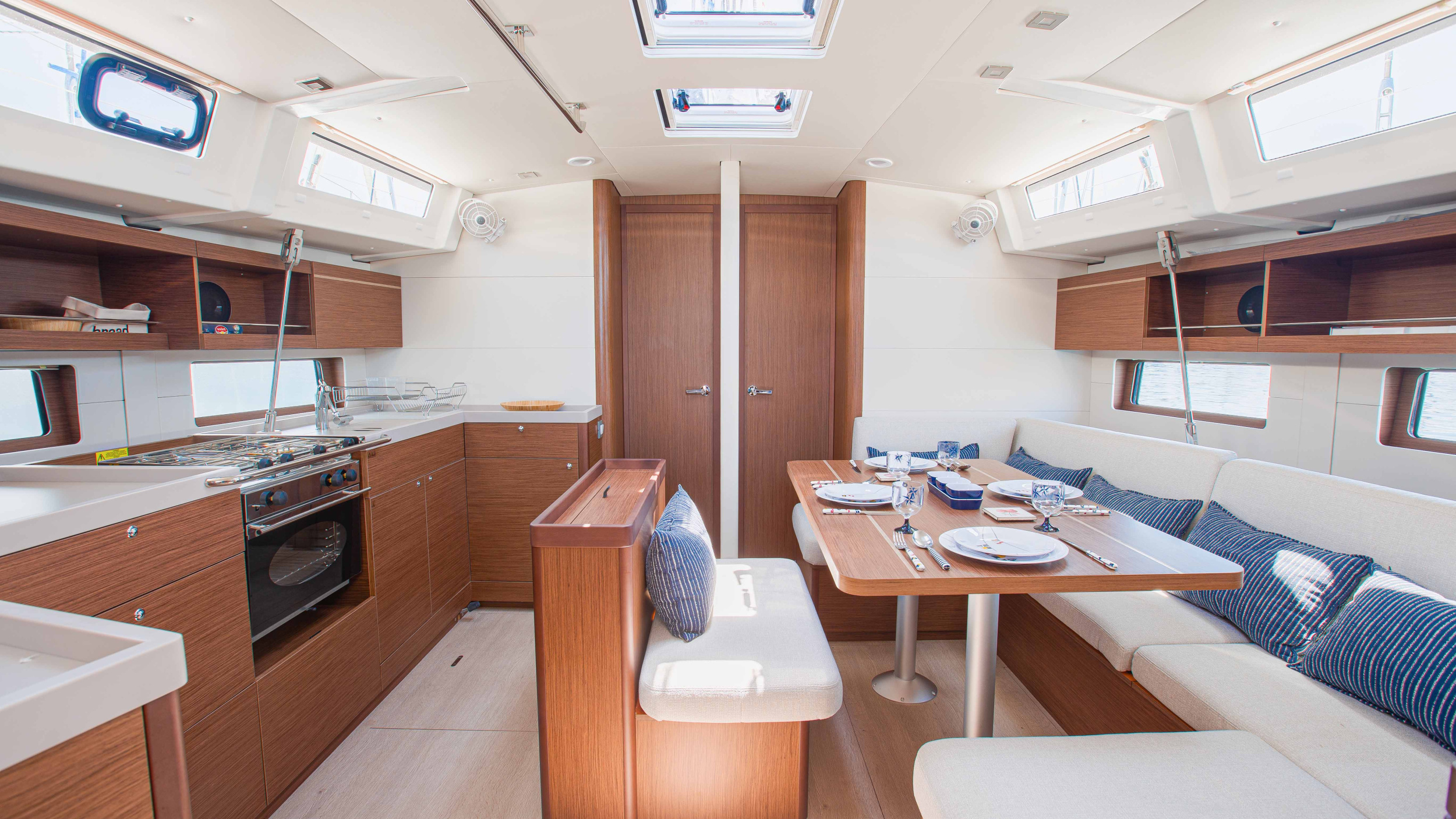 Photo #9 - Oceanis 46.1 (Pamina) in Turgutreis - 17001