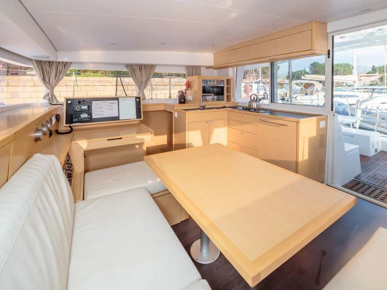 Lagoon 400 S2 (Auster) Interior image - 22