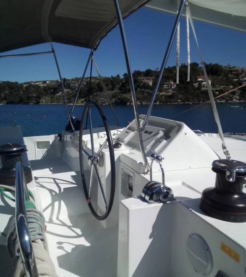 Lagoon 450 Fly (Diva)  - 1