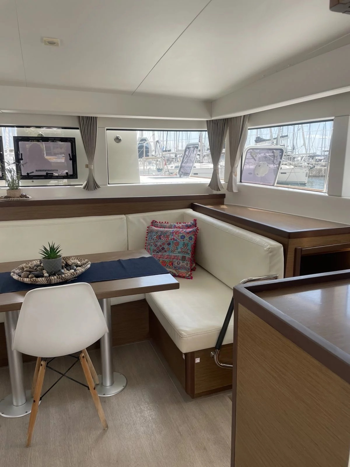 Lagoon 40 (CATALINA)  - 3