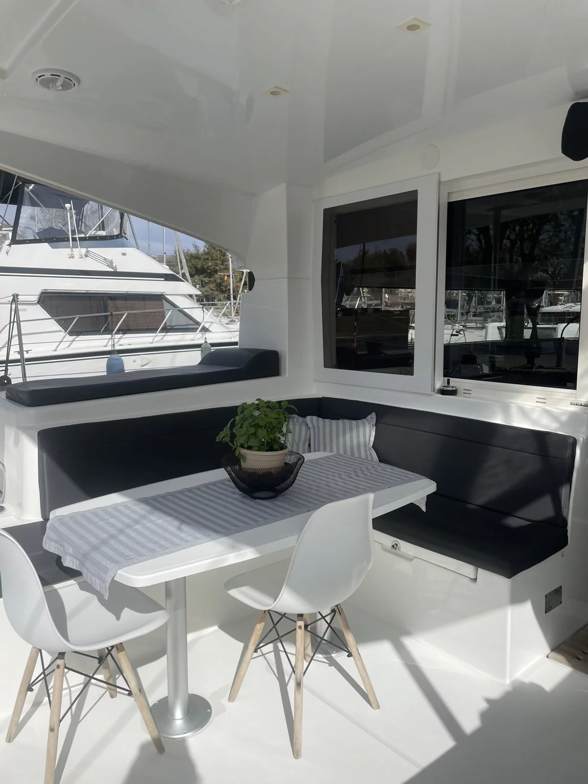 Lagoon 40 (CATALINA)  - 12
