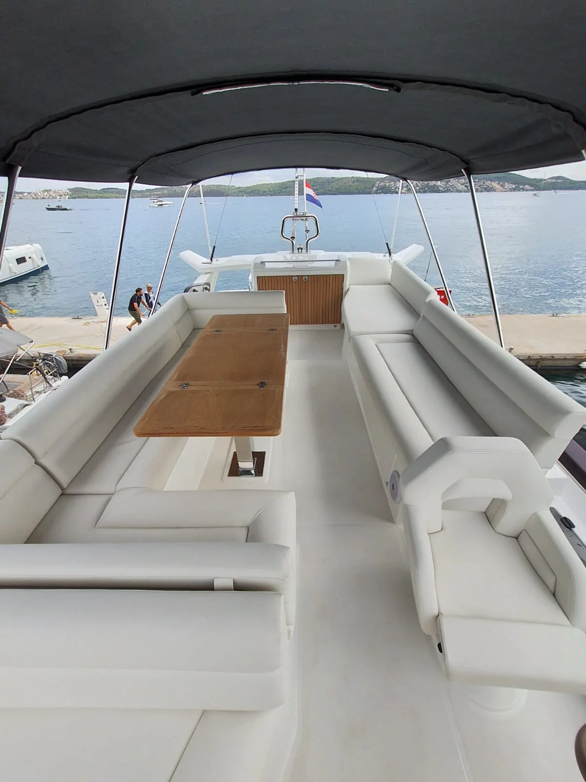 Monte Carlo 52 (Nora)  - 19
