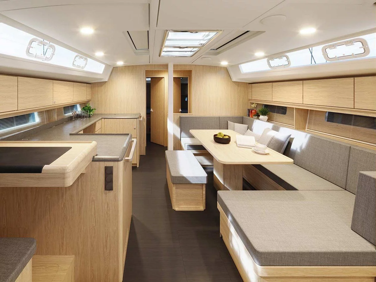 Bavaria C46 (Infinity) Interior image - 5