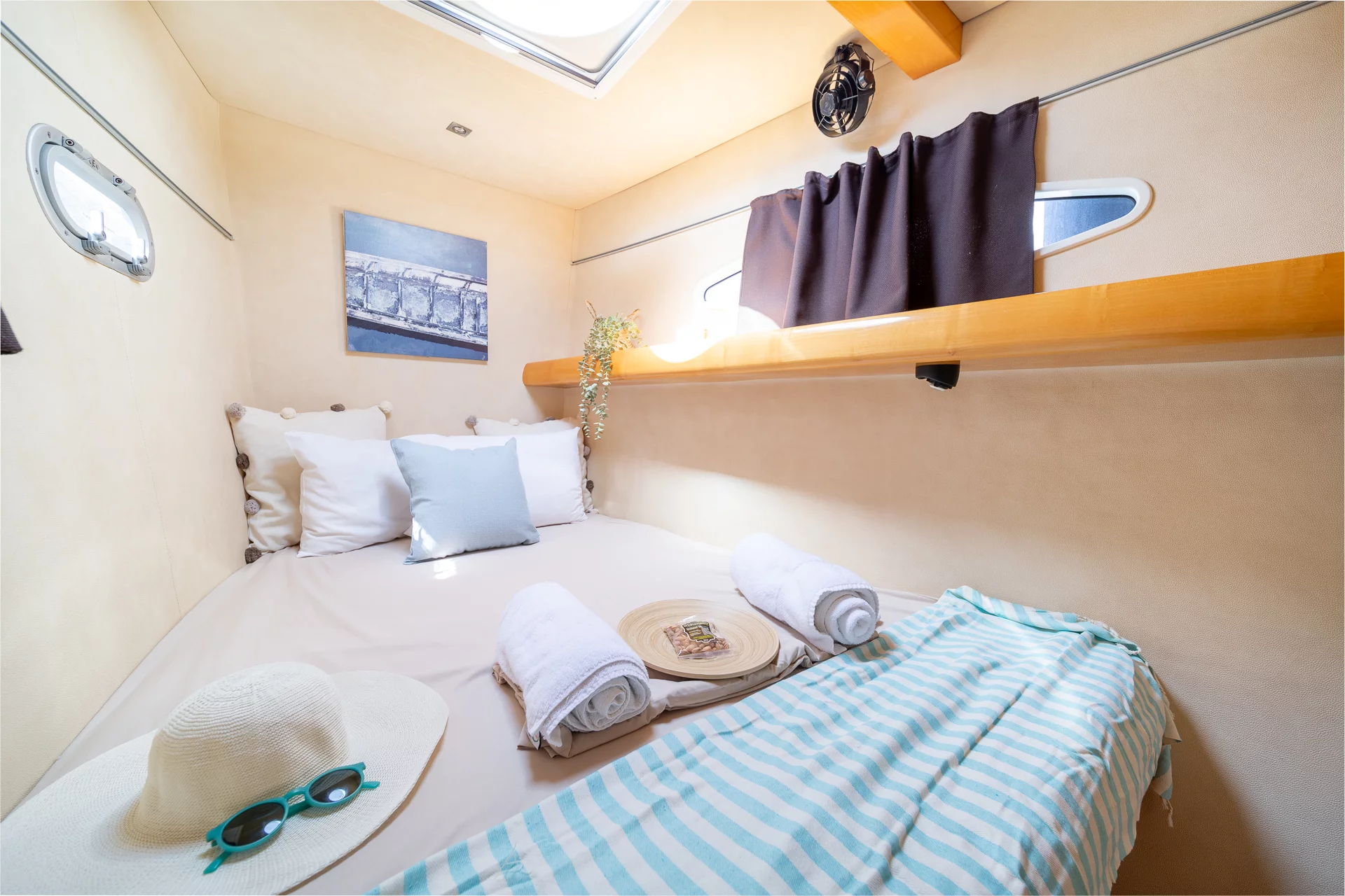 Eleuthera 60 (ZORBA CAT)  - 9