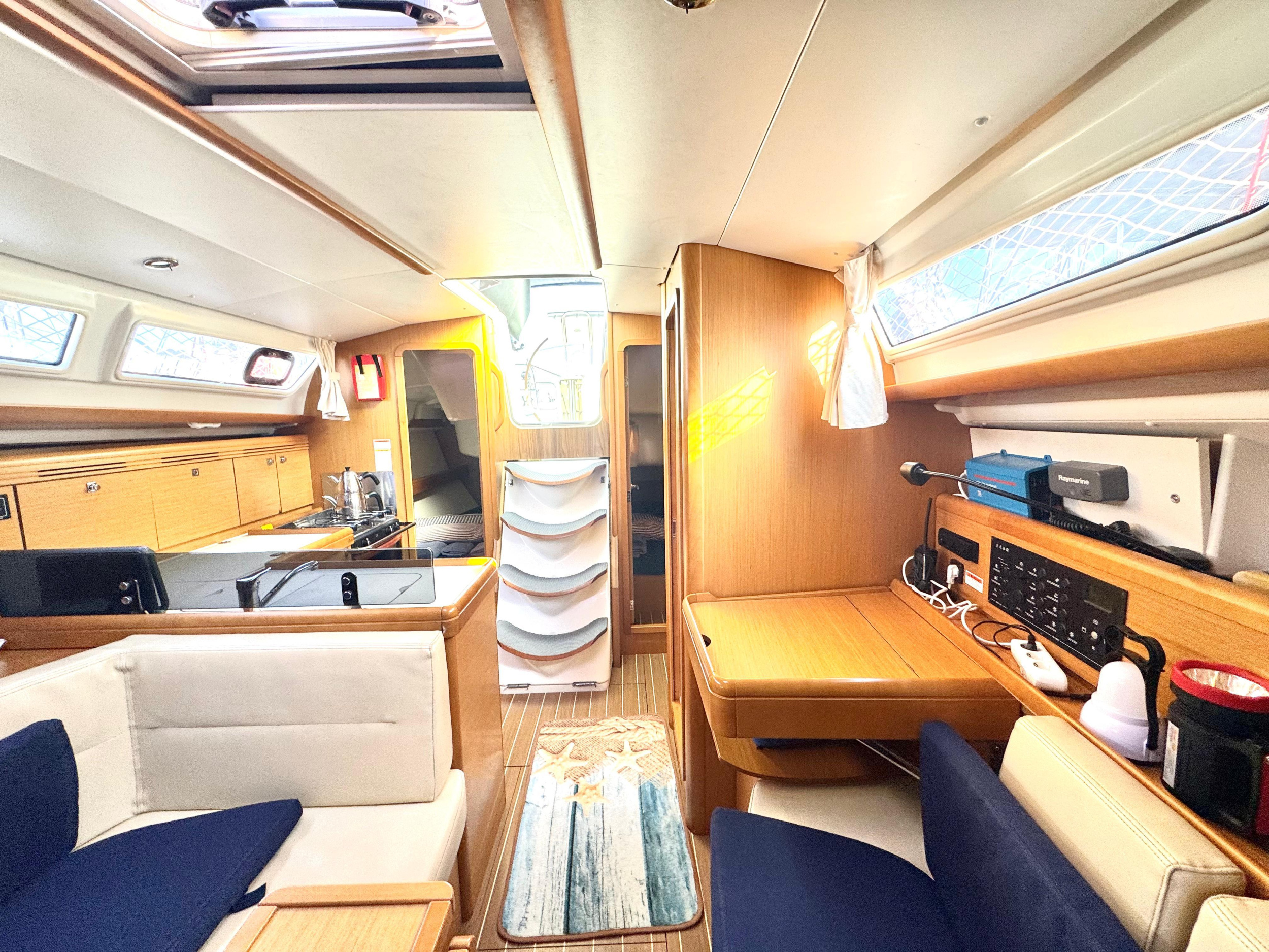 Photo #10 - Sun Odyssey 36i (Che) en Fethiye - 23657