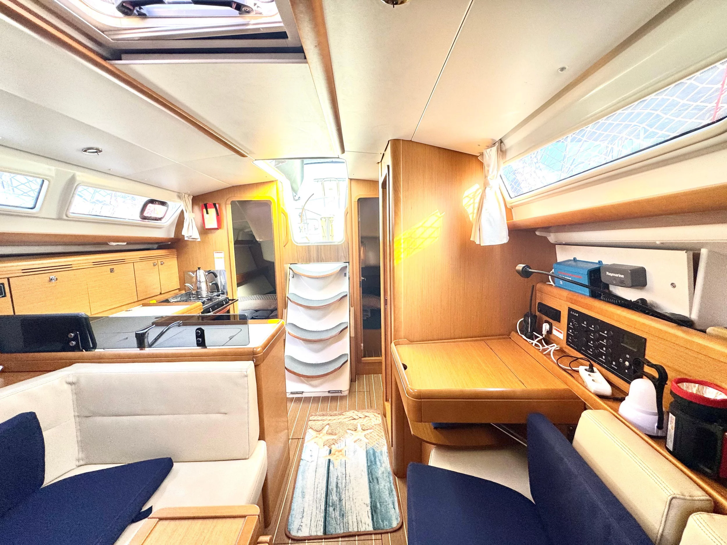 Sun Odyssey 36i (Che)  - 9