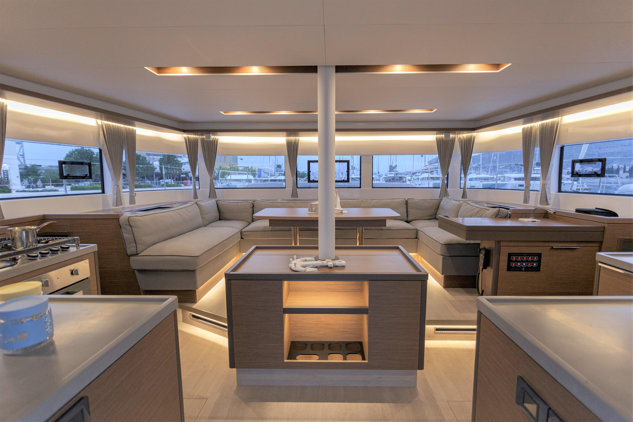 Photo #5 - Lagoon 50 (SUNSHINE) en Trogir - 20274
