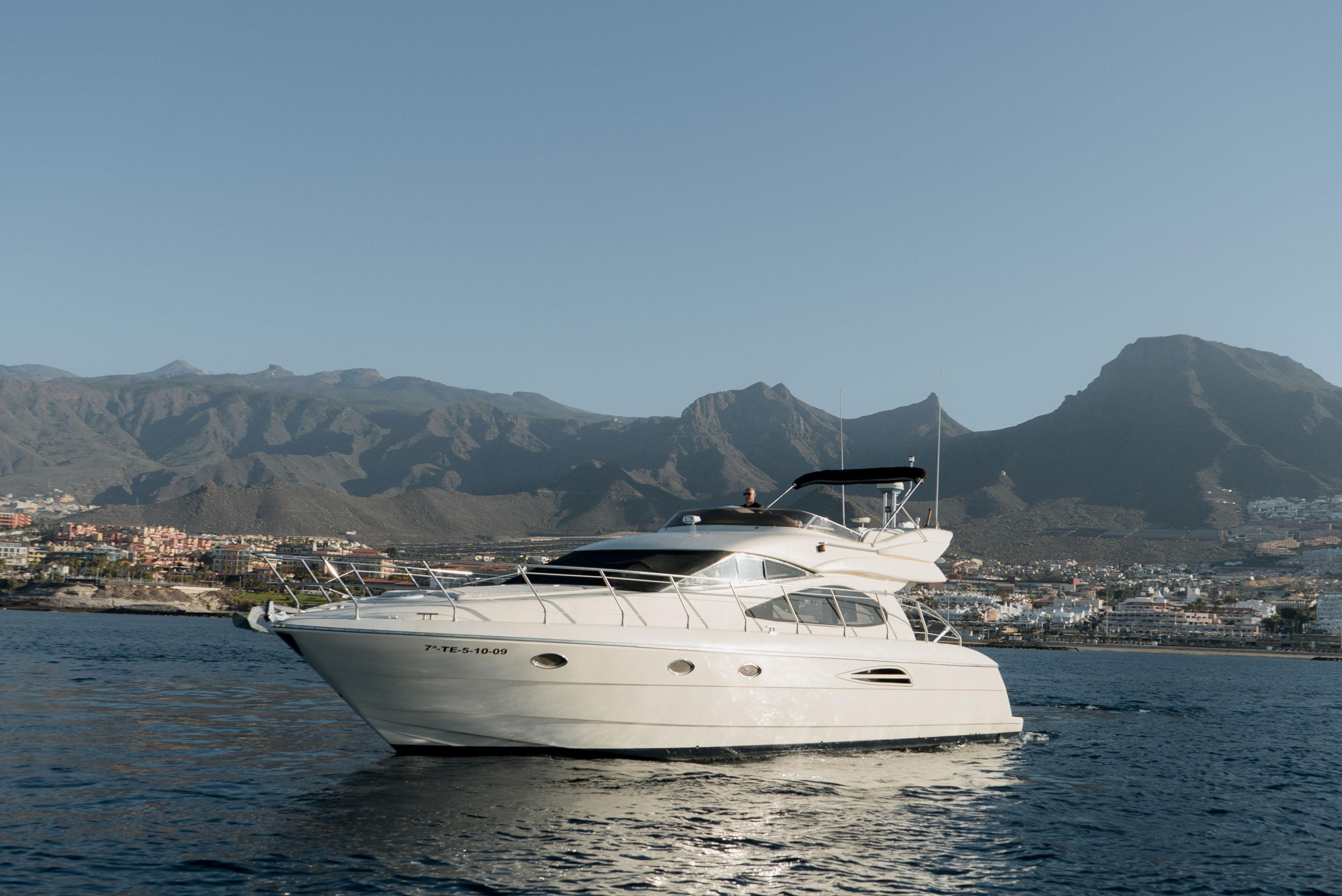 Photo #7 - Astondoa 46 Fly (Seaduction) in Tenerife - 60797