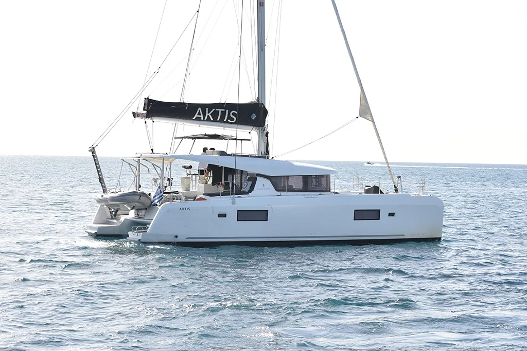 Lagoon 42 (AKTIS (air condition, , watermaker))  - 10