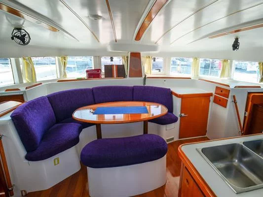 Lagoon 380 (Tiando) Interior image - 3