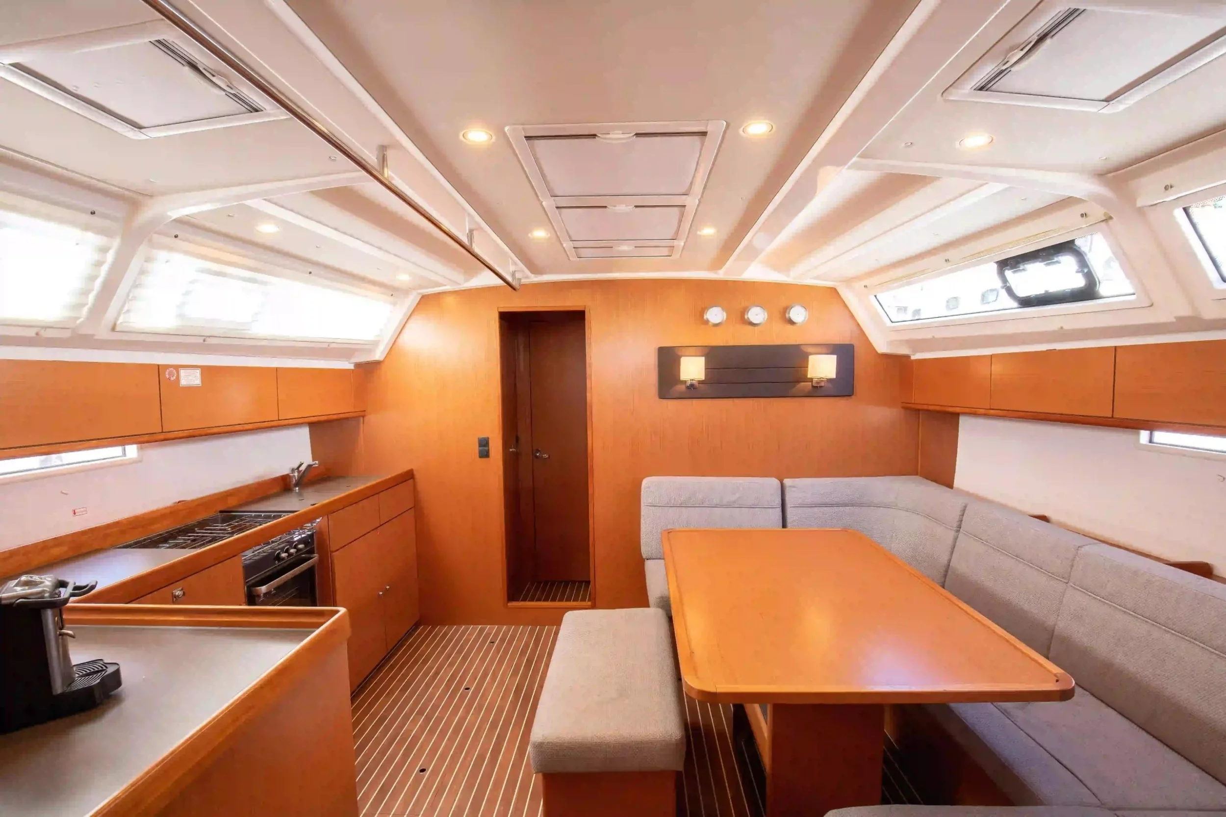 Bavaria Cruiser 46 (Baaria)  - 16