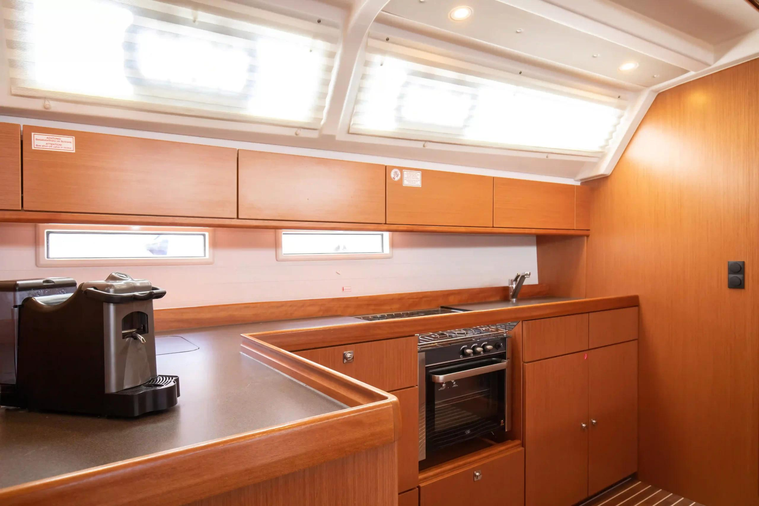 Photo #10 - Bavaria Cruiser 46 (Baaria) in Palermo - 23665