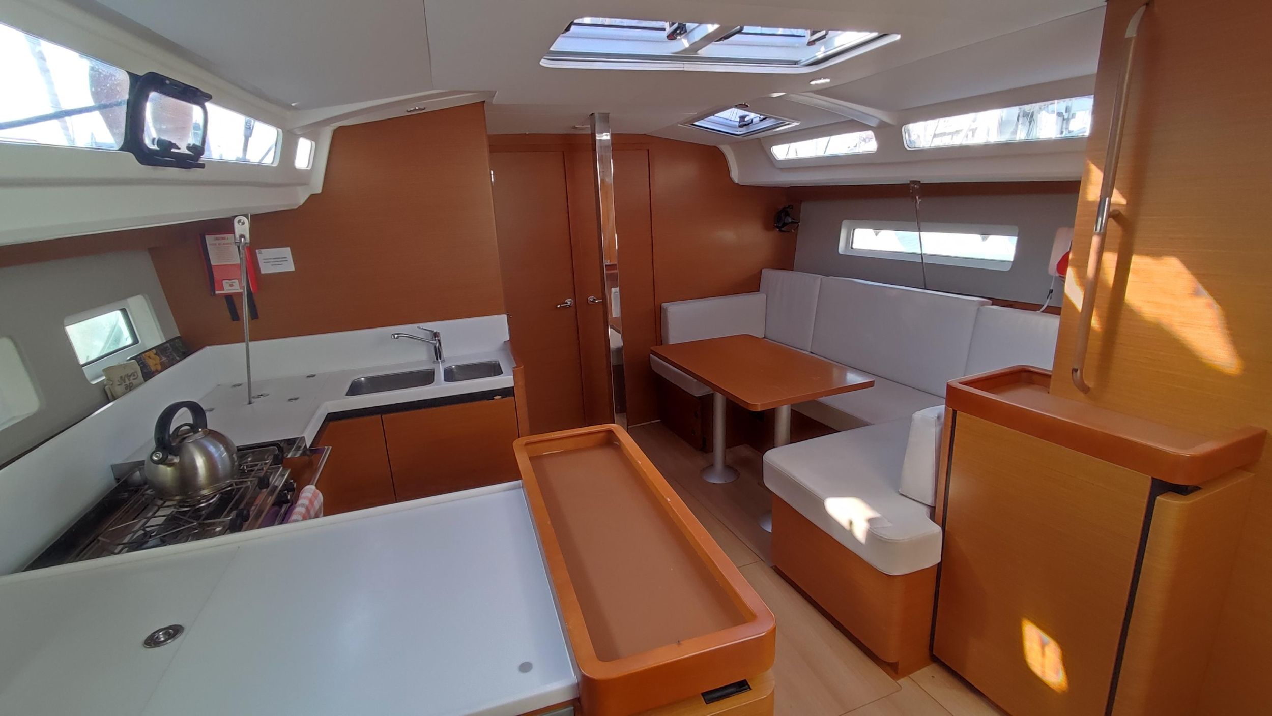 Photo #15 - Sun Odyssey 440 (Erato) in Volos - 15257