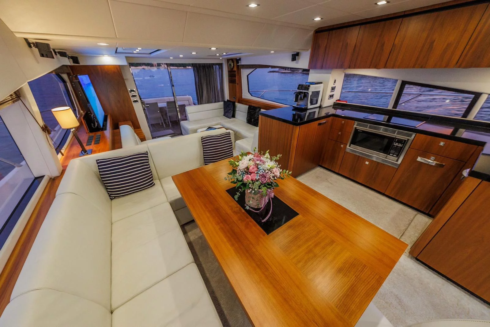 Sunseeker Manhattan 63 (2 Drunk)  - 9