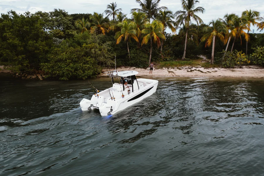 Aquila 28 (SeaRunner)  - 36