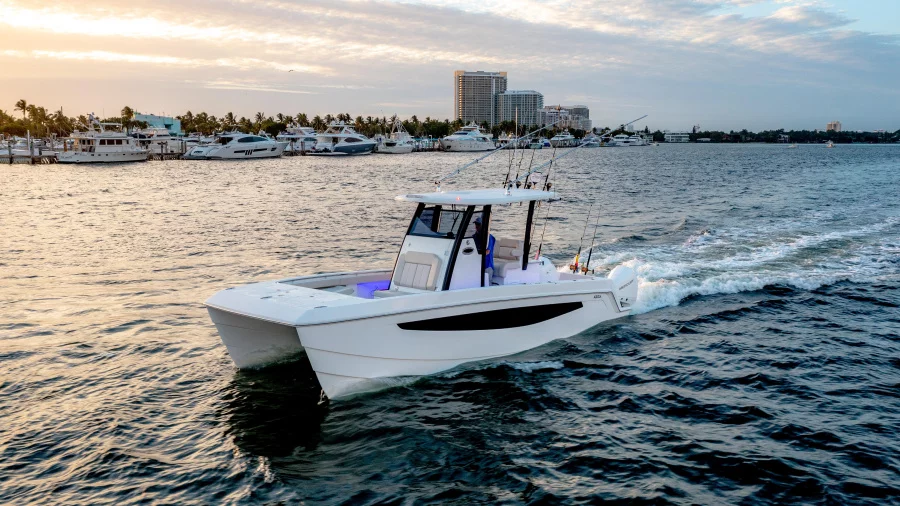 Aquila 28 (SeaRunner)  - 30