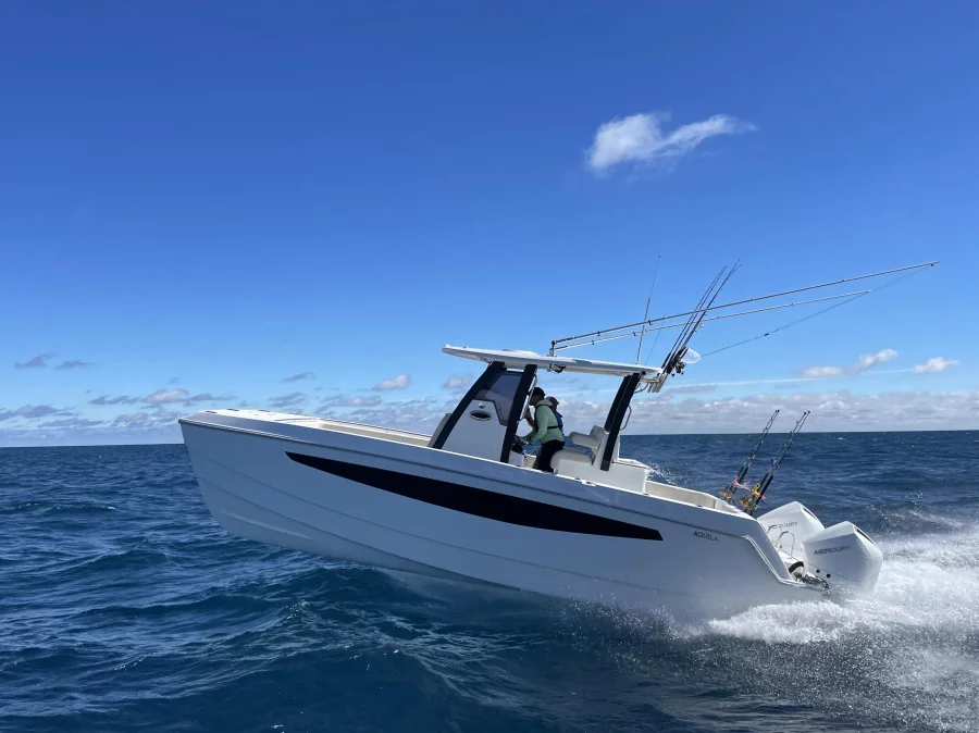 Aquila 28 (SeaRunner)  - 47