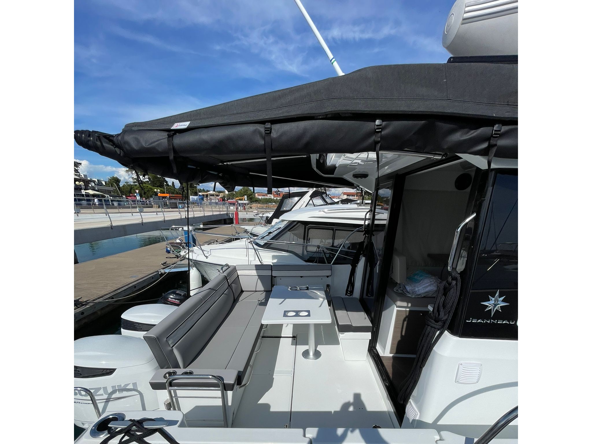 Photo #10 - Merry Fisher 895 serie 2 (Miami Vice) en Zadar - 20903