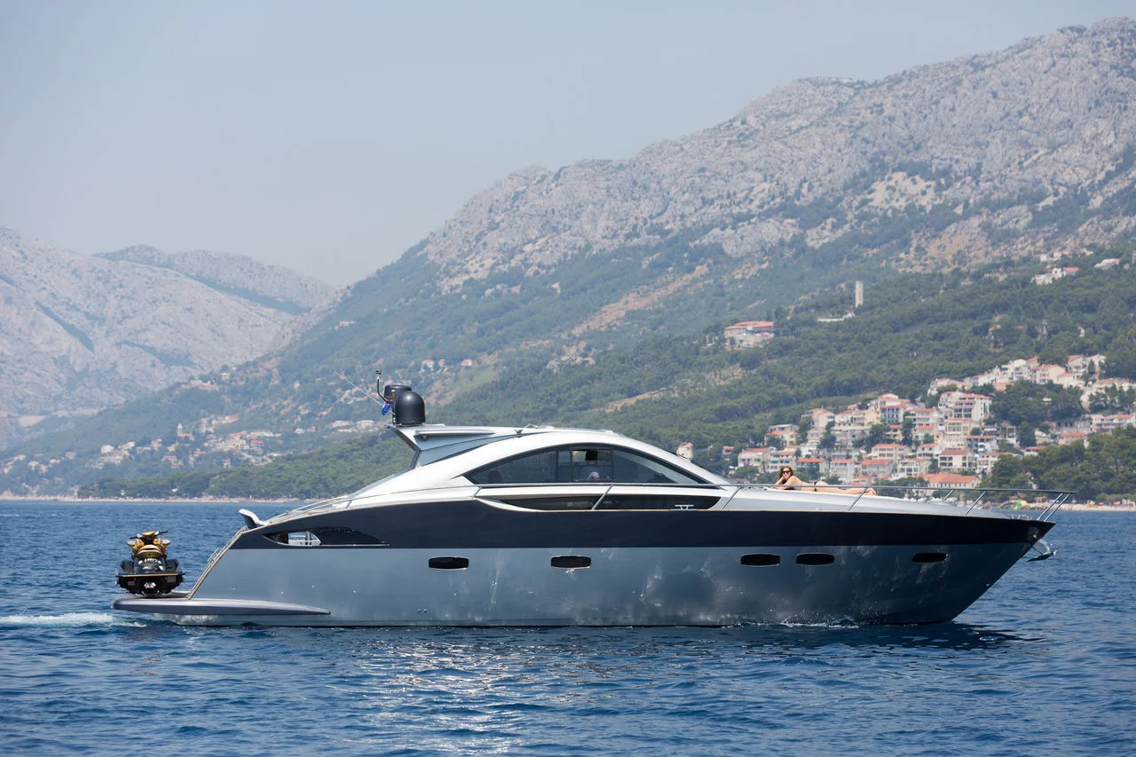 Pearl Sea 56 (Silver Arrow)  - 25