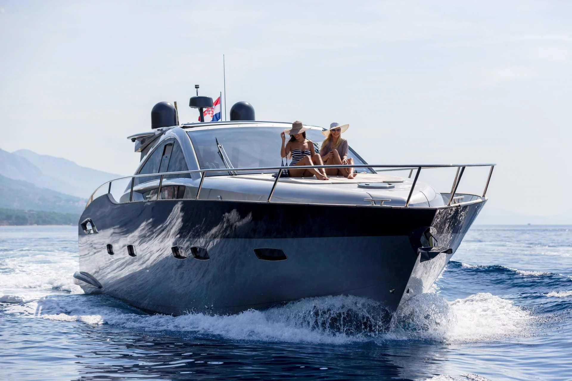 Pearl Sea 56 (Silver Arrow)  - 47