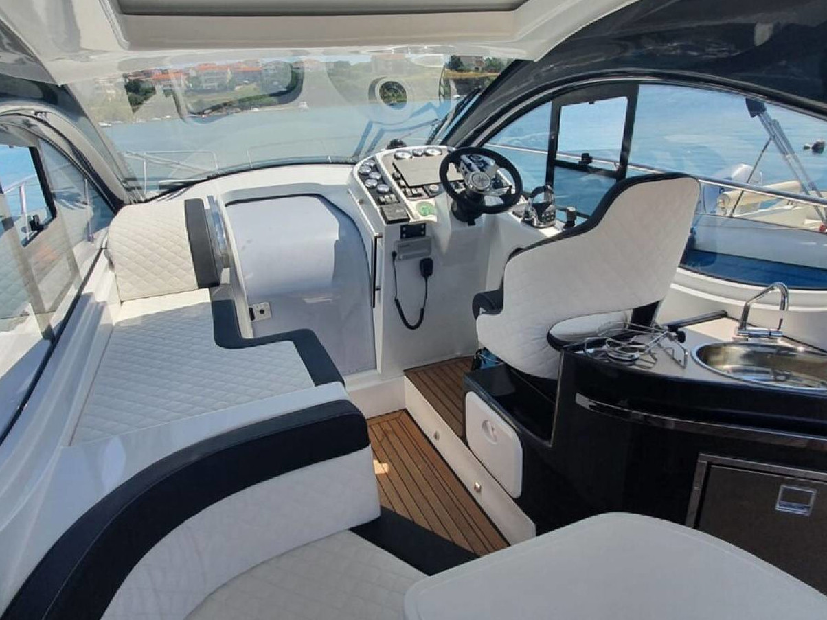 Photo #5 - Pearl Sea 31 Hard Top (Aero) en Split - 61247