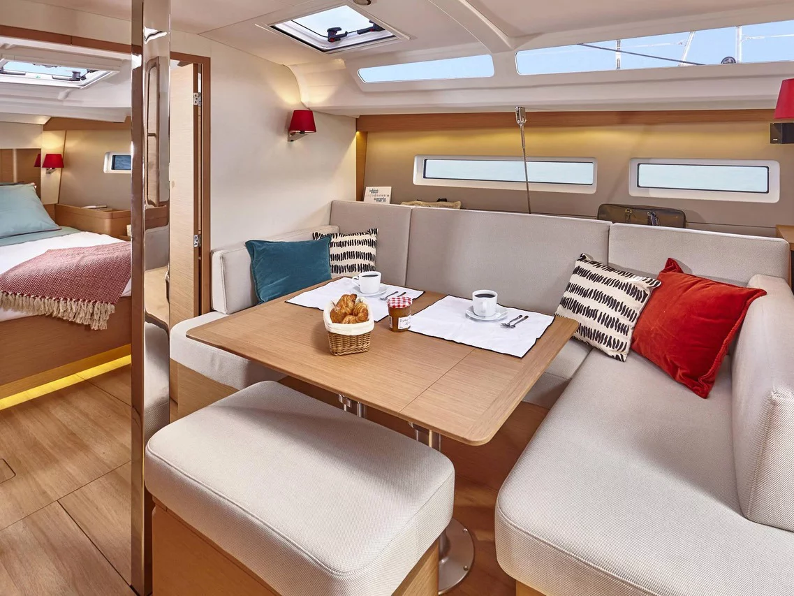 Sun Odyssey 440 (Šinki) Interior image - 2