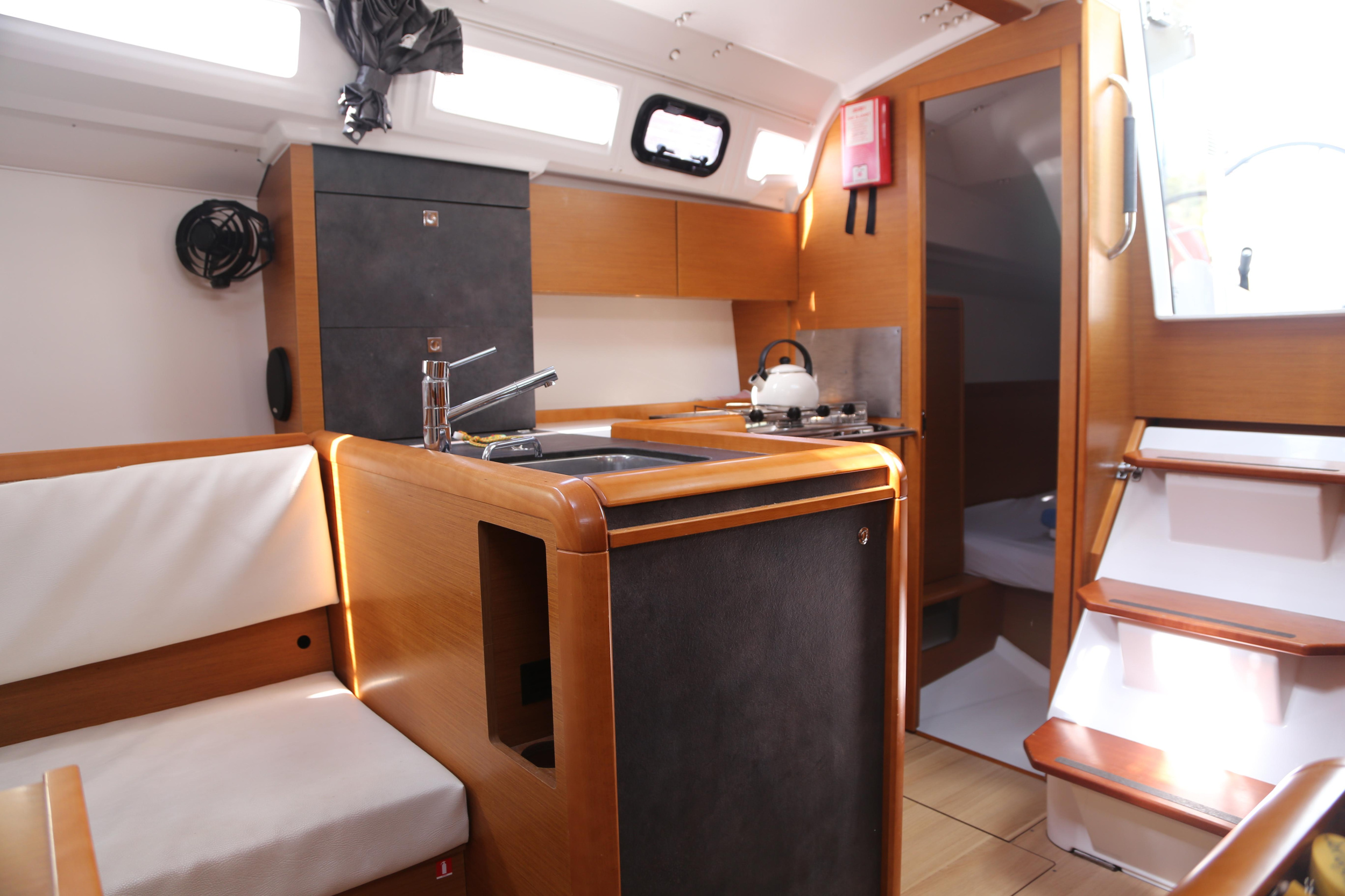 Photo #5 - Sun Odyssey 349 (Ferousa) en Volos - 23550
