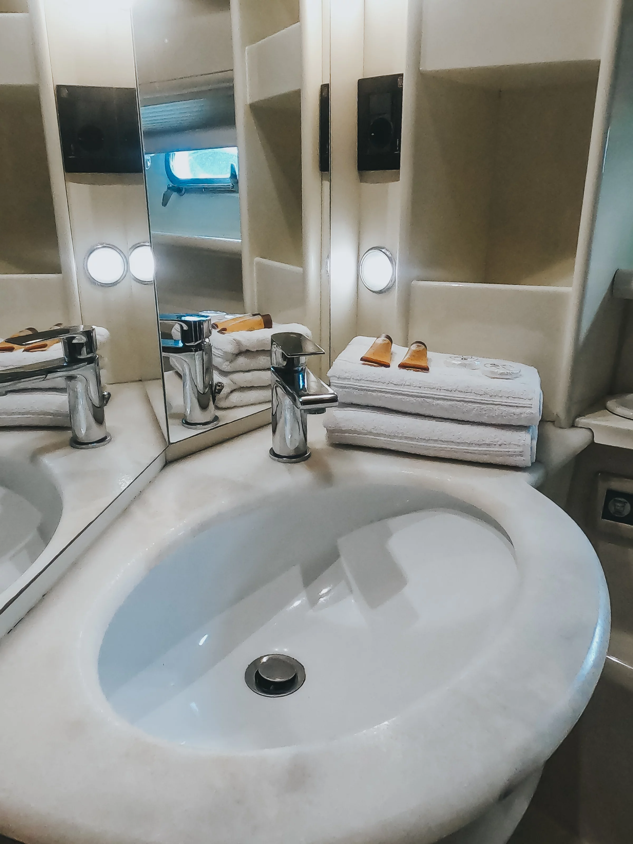 Ferretti 53 (SECRET)  - 12