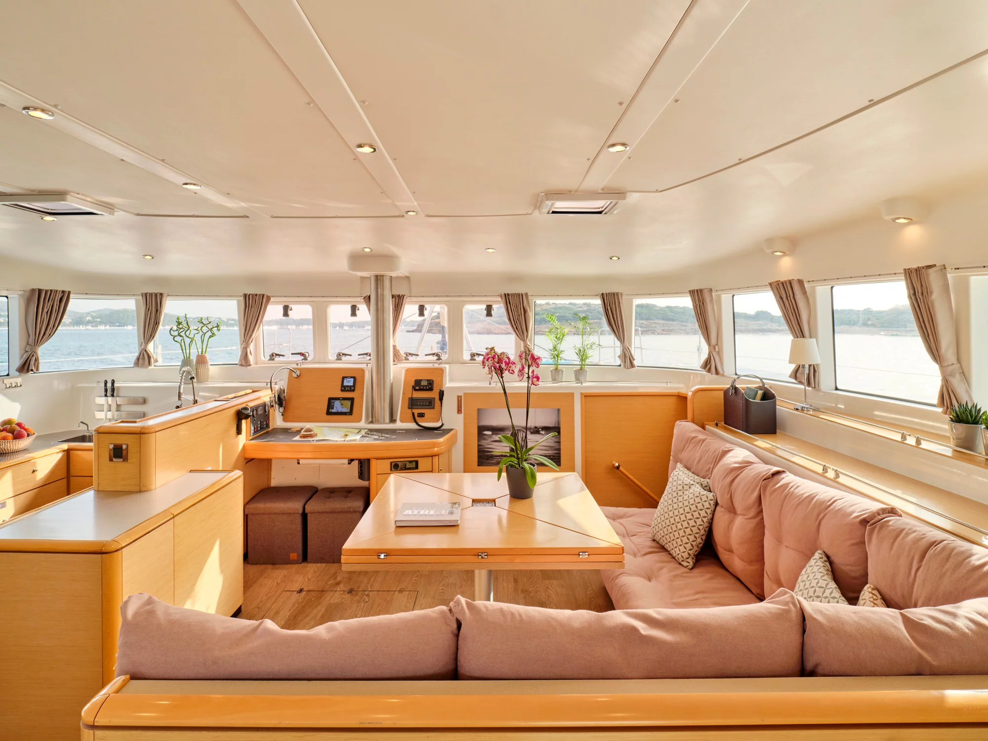 Lagoon 50 (SOPHIA) Interior image - 1