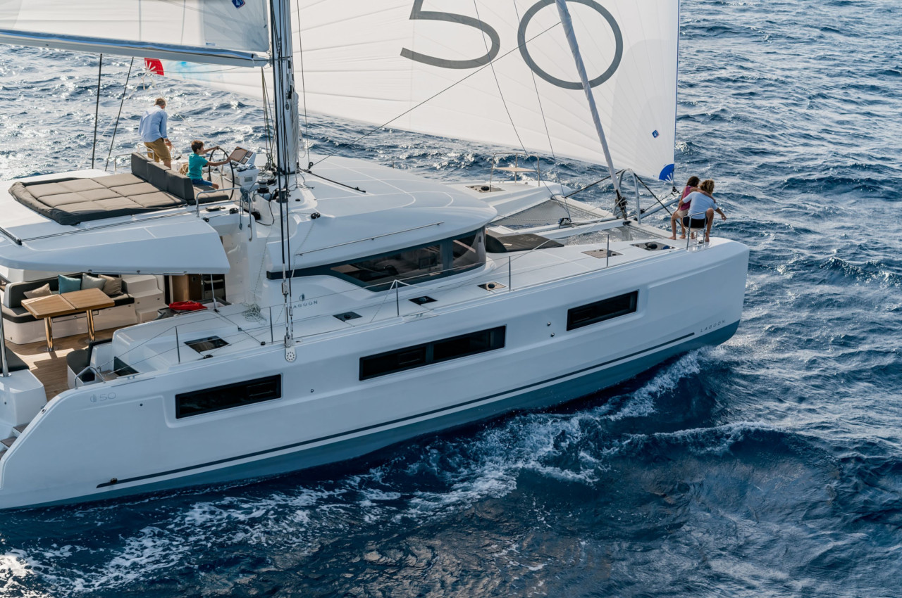 Photo #10 - Lagoon 50 (SOPHIA) en Athènes - 61609