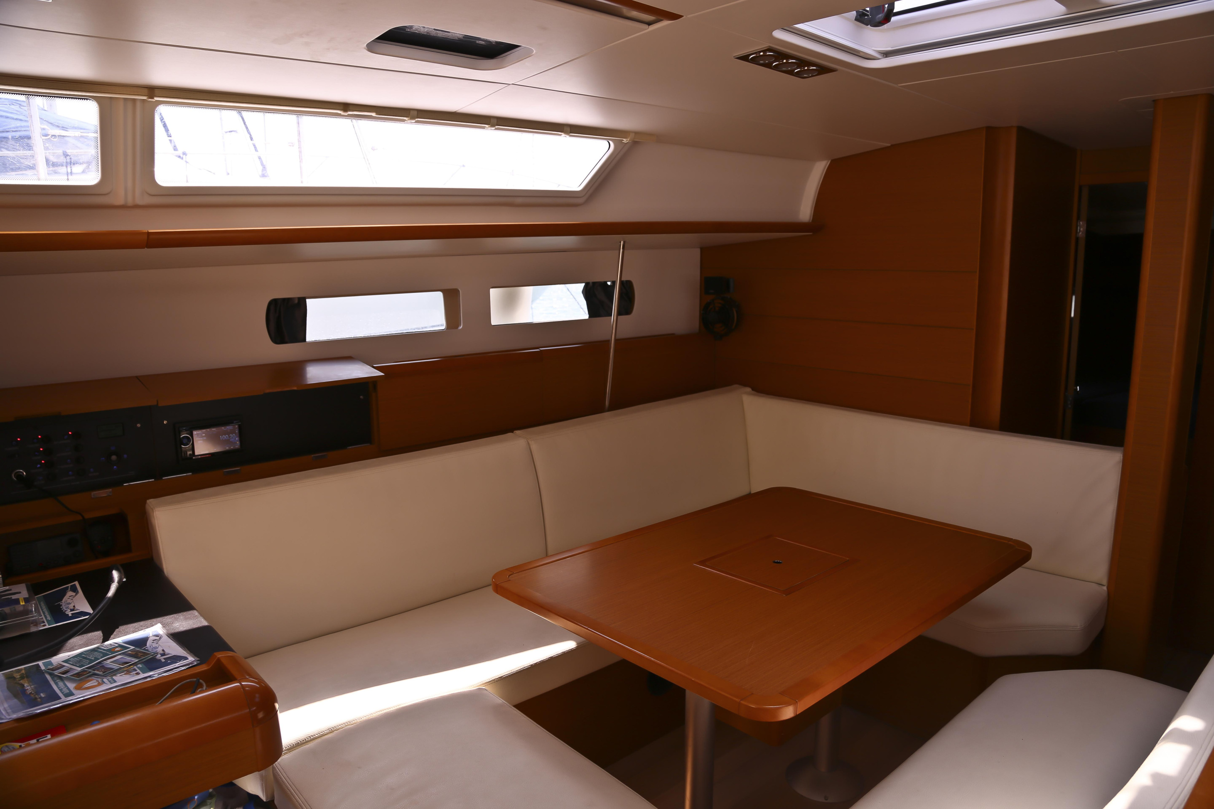 Photo #4 - Sun Odyssey 469 (Rodi) in Volos - 23553