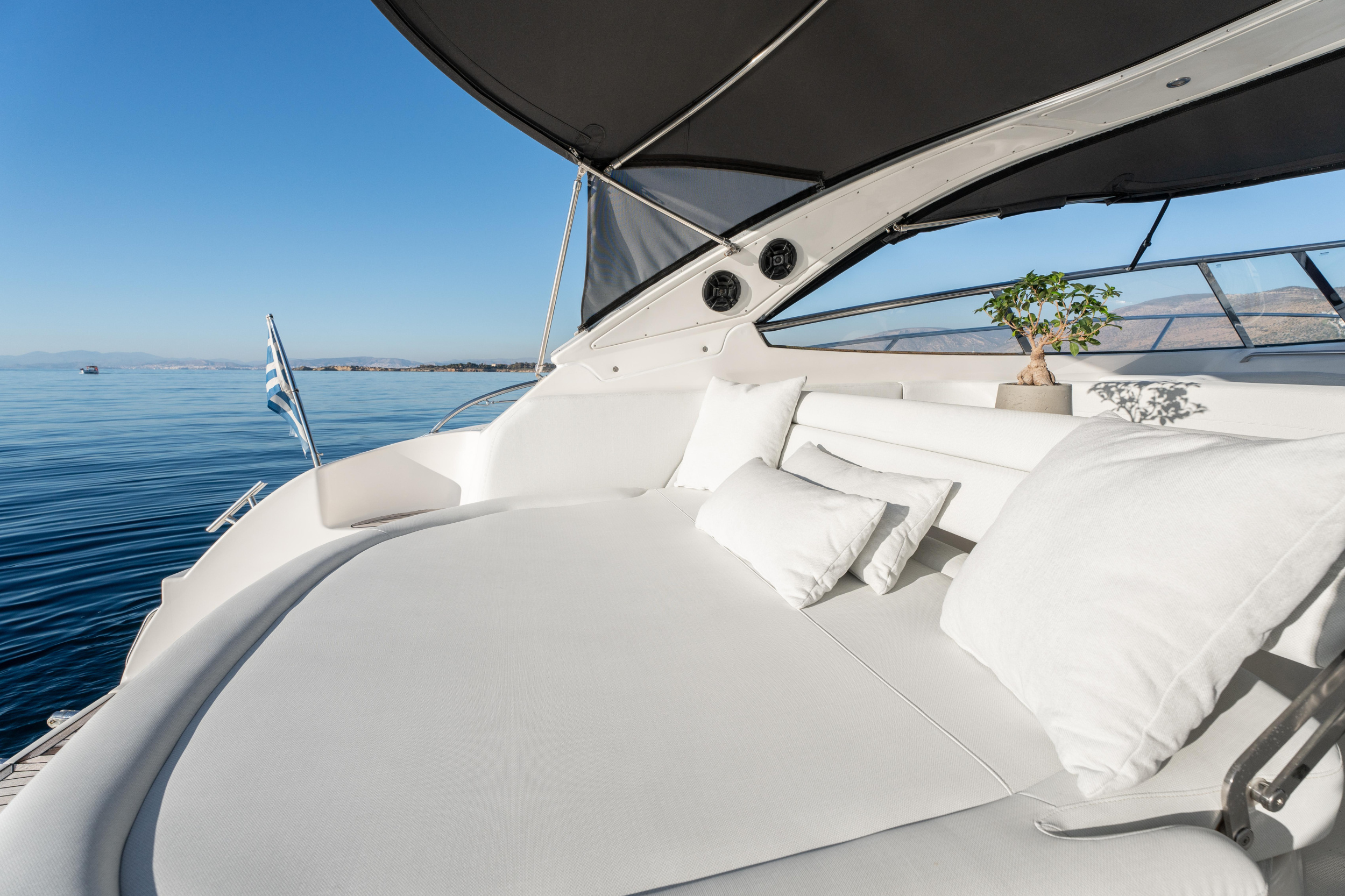 Photo #10 - Bavaria 40 (AEGEAN BLUE) en Mykonos - 61607