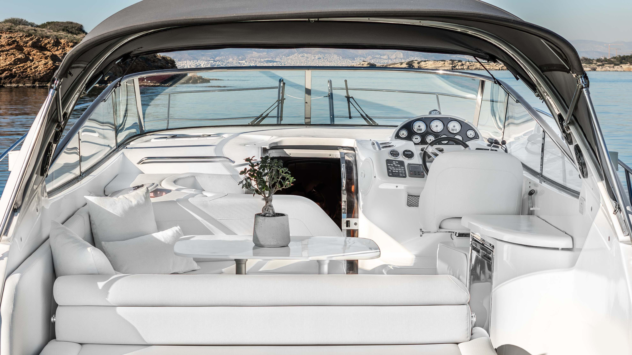Photo #2 - Bavaria 40 (AEGEAN BLUE) en Mykonos - 61607