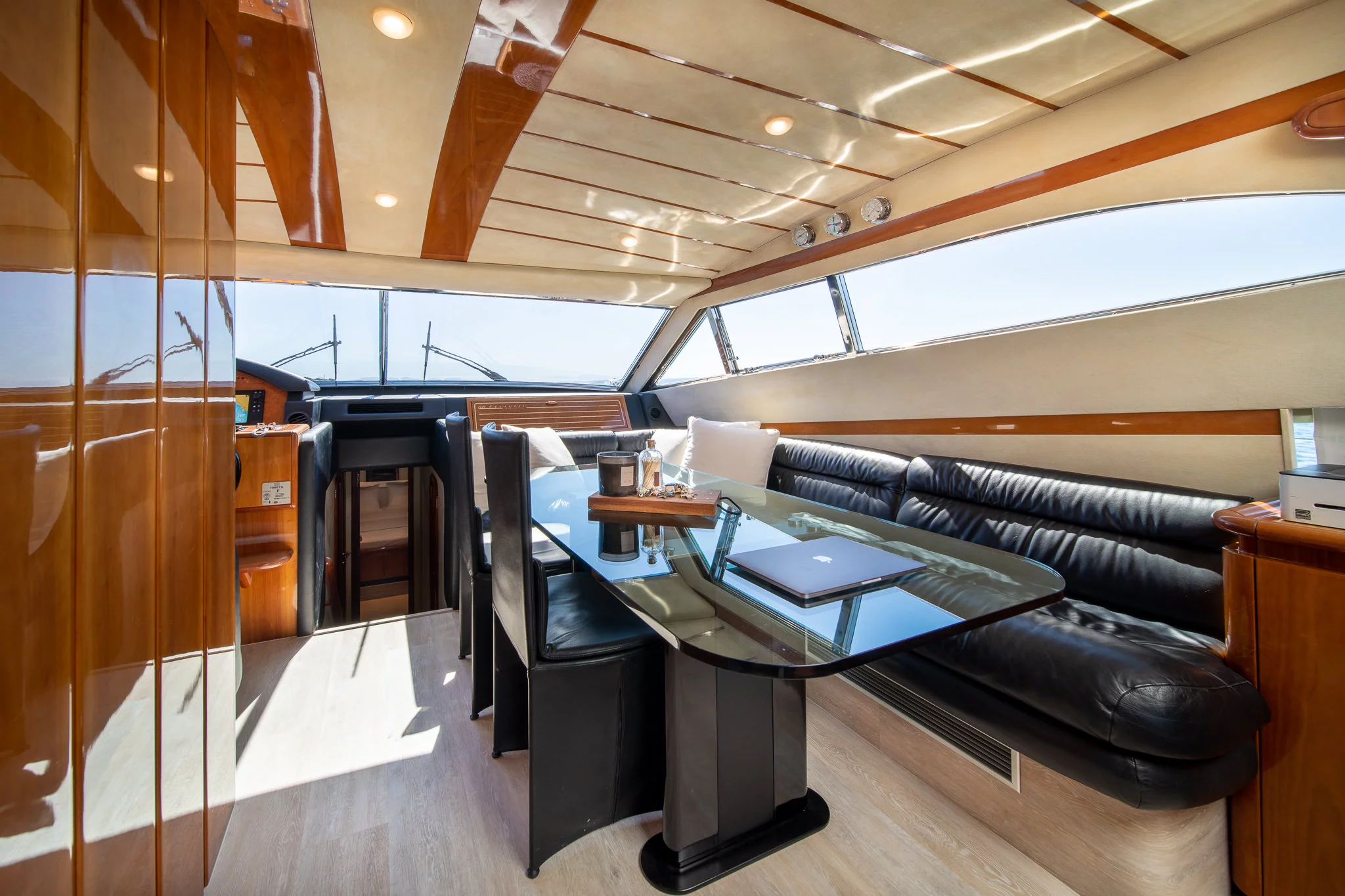 Ferretti 68 (SIMPLY BRILLIANT)  - 2