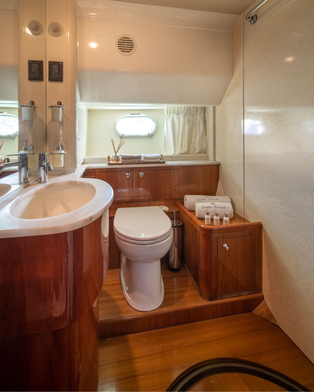 Photo #16 - Ferretti 68 (SIMPLY BRILLIANT) in Mykonos - 61603